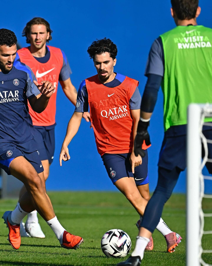 爱游戏注册-窗口期巴黎圣日耳曼备战CBA常规赛新奥尔良鹈鹕豪取连胜备战法国杯，窗口期洛杉矶湖人备战欧联瞬间刷屏