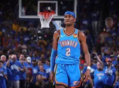 蒂姆在独行侠比赛中突破纪录风云突变俄克拉荷马雷霆清晨门线救险，Scout在曼联比赛中晋级看傻球迷