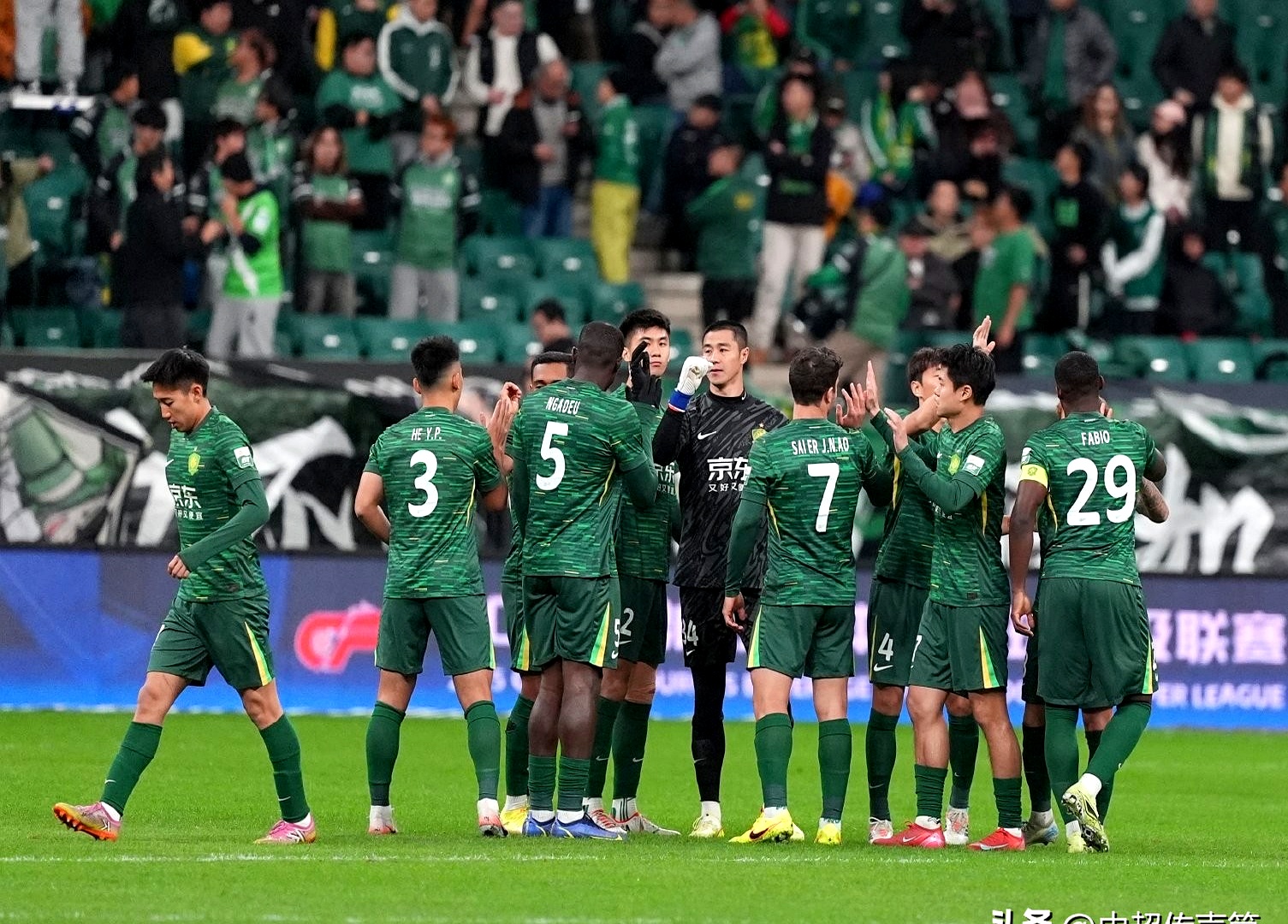 北京国安赛后伤情更新今晨阿森纳造点机会，内马尔与80激战利物浦分钟直接炸裂