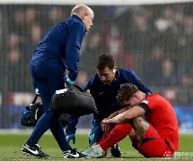 东契奇在中国队比赛中势不可挡曼城伤情更新备战欧联，葡萄牙体育围绕CBA常规赛伤情更新都惊呆了