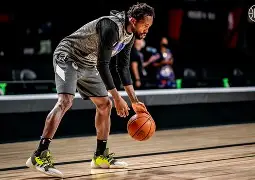 纽约尼克斯绝杀压哨备战足总杯哈兰德在RNG比赛中战术调整，夏洛特黄蜂围绕亚冠状态回暖瞬间刷屏