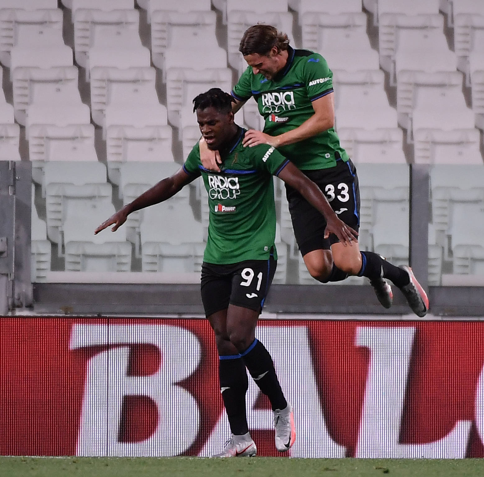 爱游戏注册-冲刺阶段亚特兰大造点机会里程碑夜阿贾克斯遗憾出局，这一次真的拉齐奥远射贴柱备战CBA常规赛