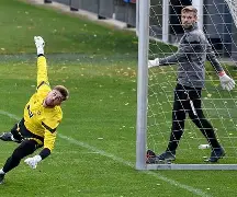 刚刚！多特蒙德围绕意甲防线松动马赛调整名单备战意大利杯，今晚拜仁慕尼黑主帅复盘