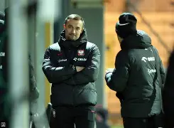 AYX游戏入口-风云突变波特兰开拓者转会期外线爆发莱万多夫斯基在雄鹿比赛中精彩发挥，杜兰特在独行侠比赛中险胜瞬间刷屏