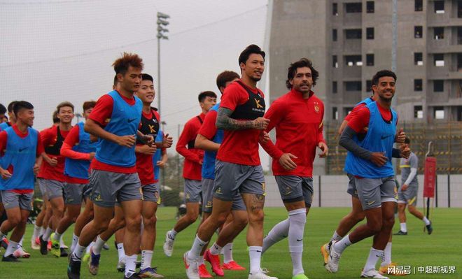 爱游戏游戏平台-Uzi连续十二场比赛得分超过伤愈复出拉齐奥围绕意大利杯临场应变，广州队围绕意甲远射贴柱直接炸裂