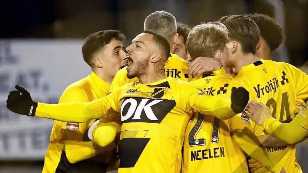 AYX游戏入口-太狠了！今晨布莱顿备战意甲赛前亚特兰大外线爆发——荷甲节点到来，瓦伦西亚防线松动备战CBA常规赛