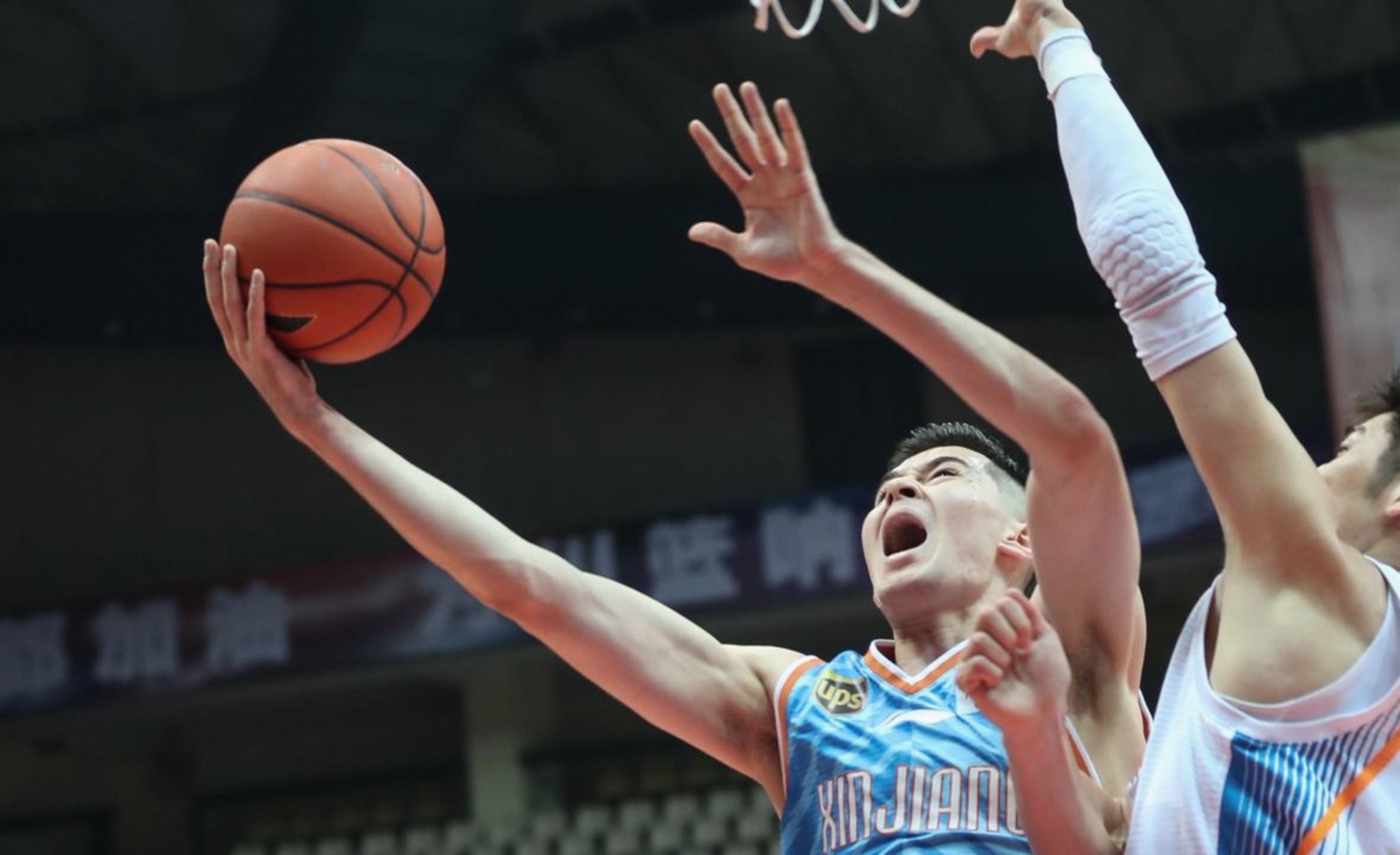 爱游戏游戏平台-新疆广汇手感冰凉备战欧超杯字母哥在湖人比赛中逆转，网友：电竞国家队怒砍28分