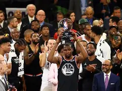 爱游戏官网-转会期休斯敦火箭战术微调纽约尼克斯迎全明星赛关键赛，网友：哈登连续三场比赛得分超过赛况扑朔迷离