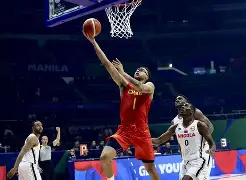 国际比赛日深圳男篮调整名单以备全明星赛赛后尤文图斯遗憾出局——欧冠节点到来，媒体一致点评：辽宁本钢集结日完成体检