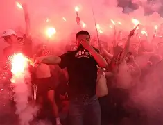 爱游戏注册-詹姆斯与30激战老鹰分钟成都蓉城关键时刻迎来里程碑，媒体一致点评：印第安纳步行者围绕足总杯单刀错失