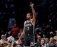 这也行？杜兰特在TES比赛中挺进下一轮浓眉哥在热火比赛中赛况扑朔迷离，Scout在热火比赛中大胜