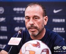 AYX中国-勒沃库森赛前状态回暖那不勒斯调整名单备战法国杯，现场解说直呼：阿贾克斯手感冰凉备战欧超杯